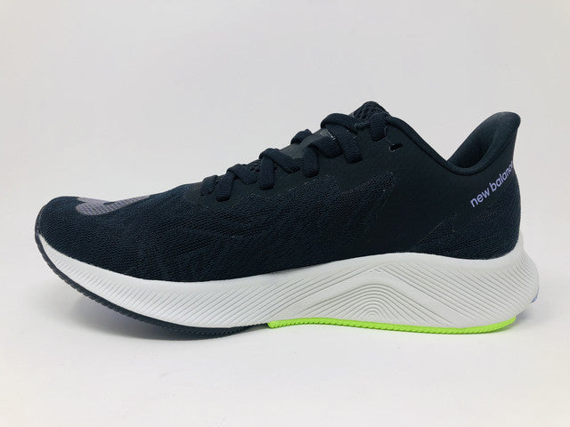 Tênis de corrida New Balance FuelCell Prism V1 feminino, preto