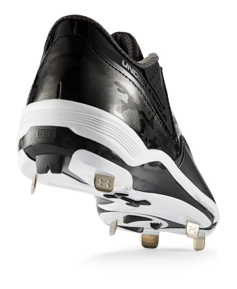 Chuteiras Under Armour Ignite Low ST CC Metal Masculinas Pretas/Cinza Tamanho 13,5 D Médio EUA