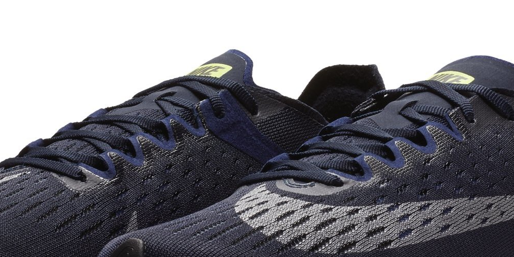 Tênis de corrida Nike Zoom Vaporfly 4% masculino, prateado, tamanho 5 D(M) EUA