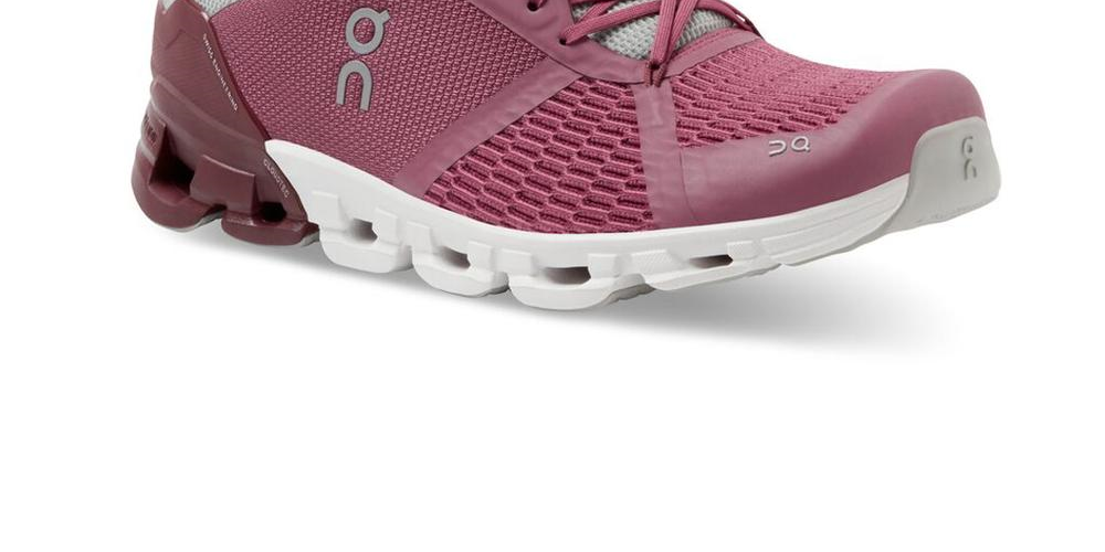 Tênis de corrida feminino Cloudflyer da On Running, roxo, tamanho 5 B(M) EUA