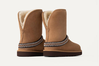 Ugg - Botas femininas clássicas curtas Crescent