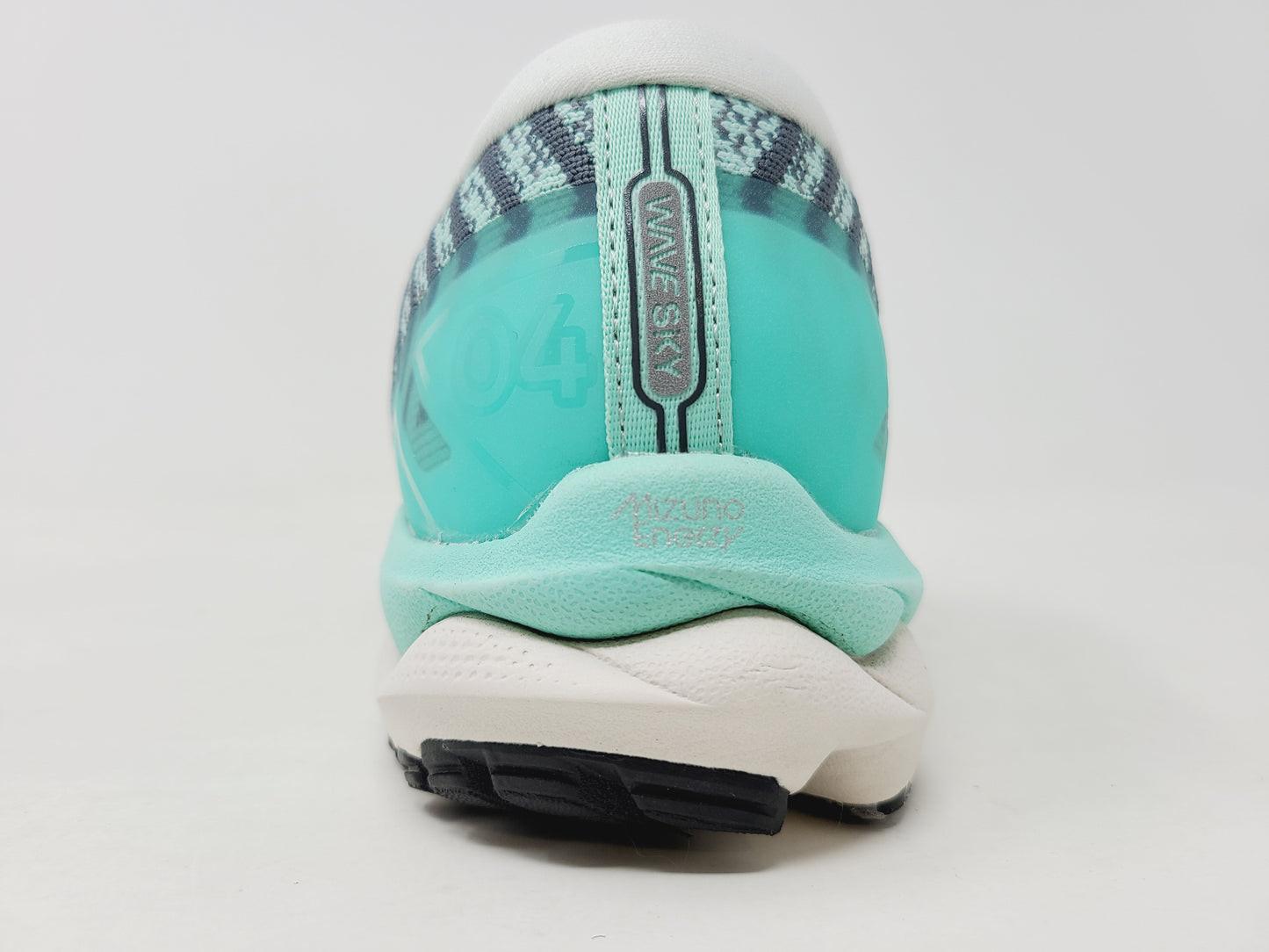 Tênis de corrida Mizuno Wave Sky 4 WAVEKNIT feminino Castlerock tamanho 7 B(M) EUA