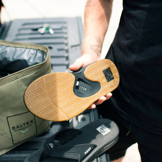 Reef - Men's Fanning Flip-flops With Built-in Bottle Opener
