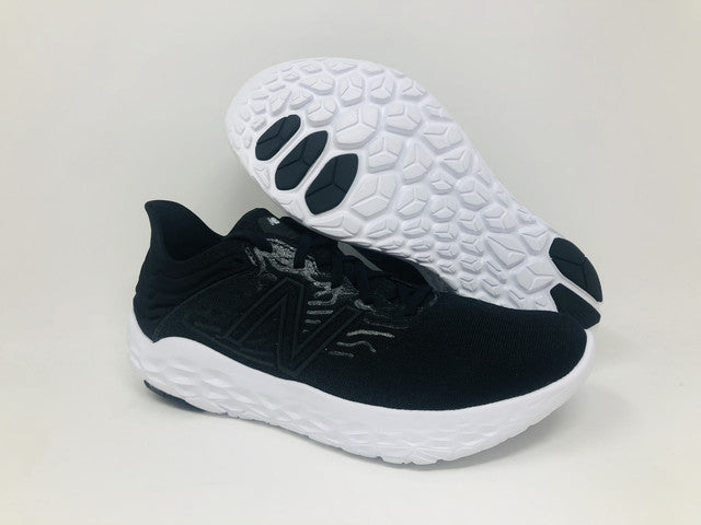 Tênis de corrida masculino New Balance Beacon V3 preto, tamanho 11,5 D (M) EUA