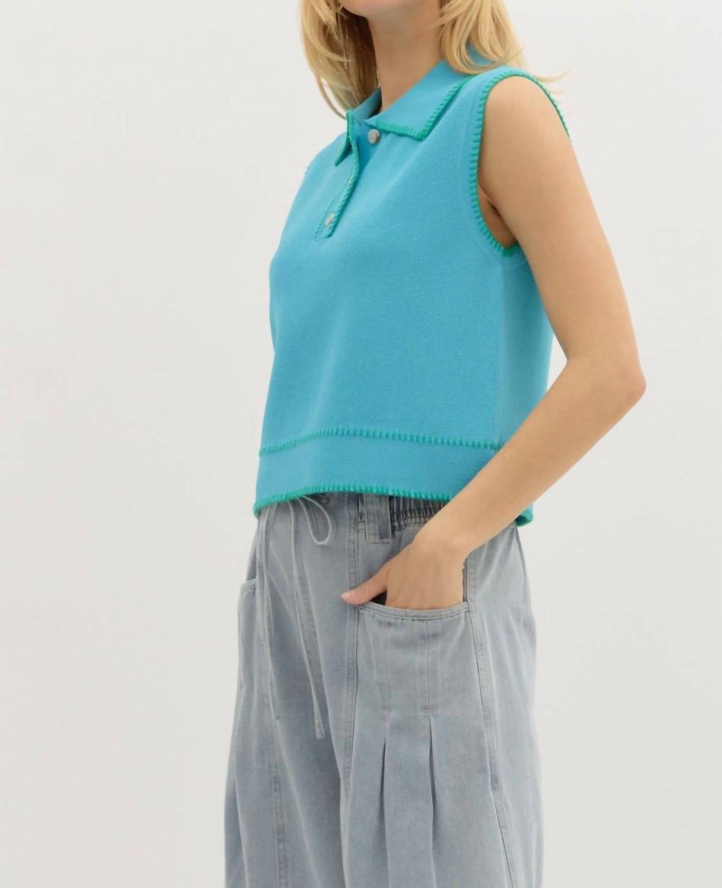 Entro - Sleeveless Pullover Top