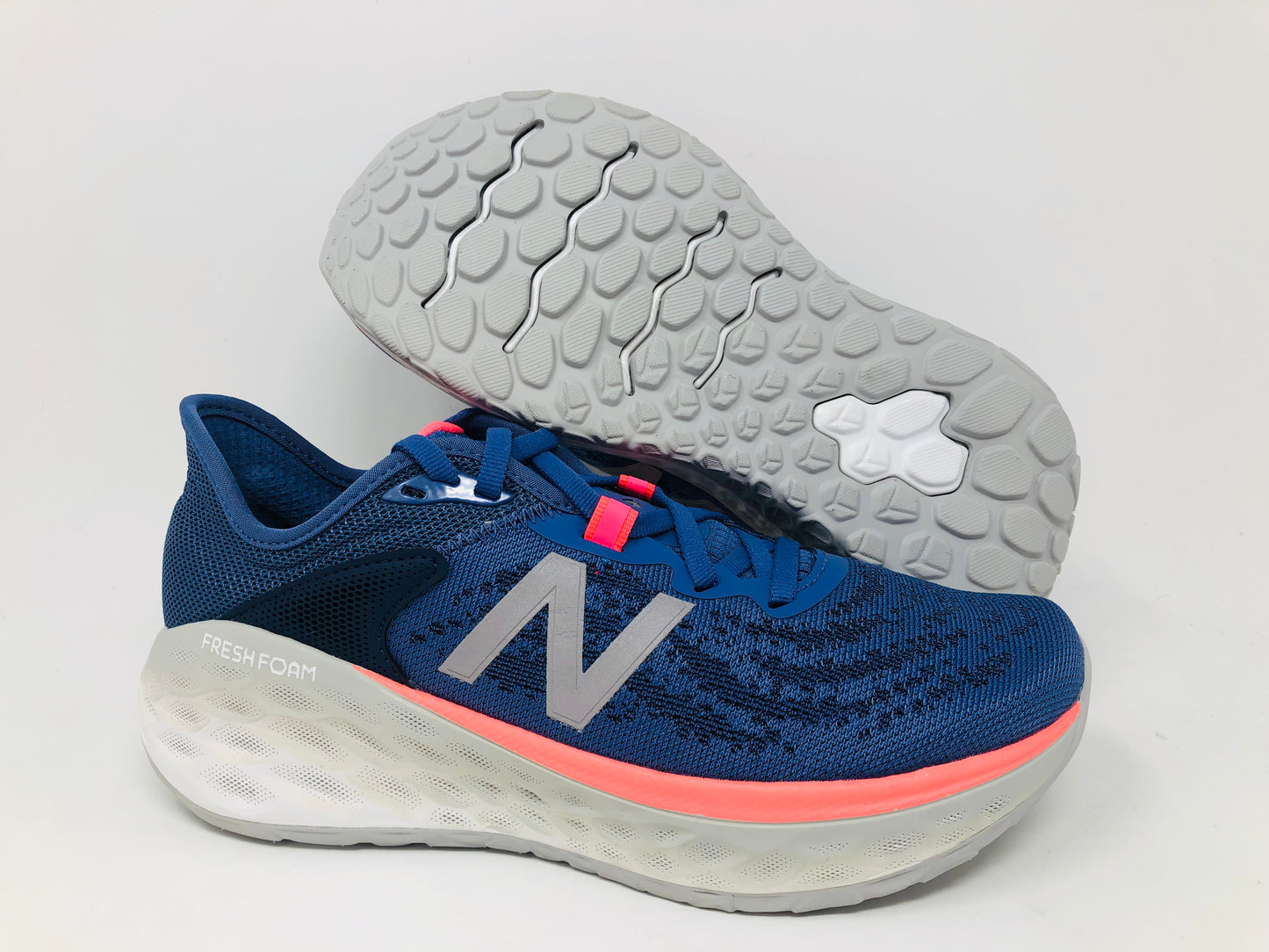 Tênis de corrida New Balance More V2 feminino, azul, tamanho 8 B(M) EUA