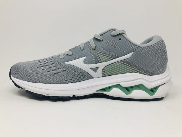 Tênis de corrida Mizuno Wave Inspire 17 feminino, Harbor Mist/Branco, tamanho 7 D(W) EUA