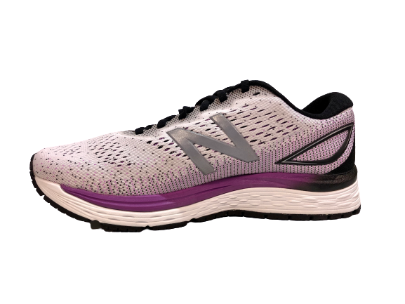 Tênis de corrida New Balance 880 V9 feminino, branco, tamanho 8, 2A (N) EUA