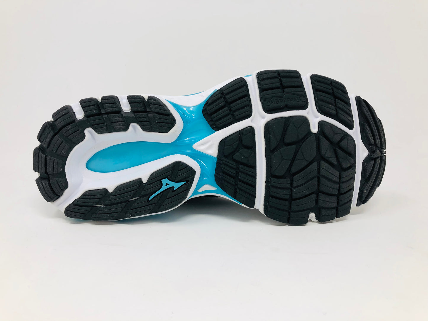 Tênis de corrida Mizuno Wave Inspire 16 Knit feminino, cinza, tamanho 6 B(M) EUA