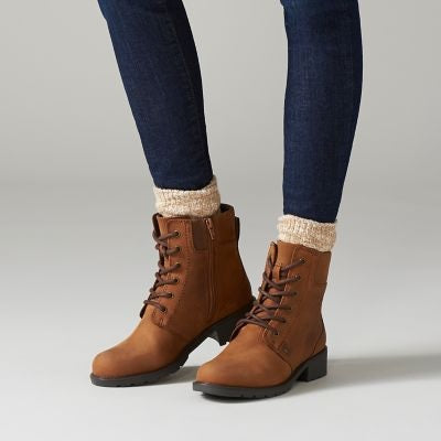 Botas de couro Clarks Orinoco 2 Lace para mulheres, marrom, Snuff