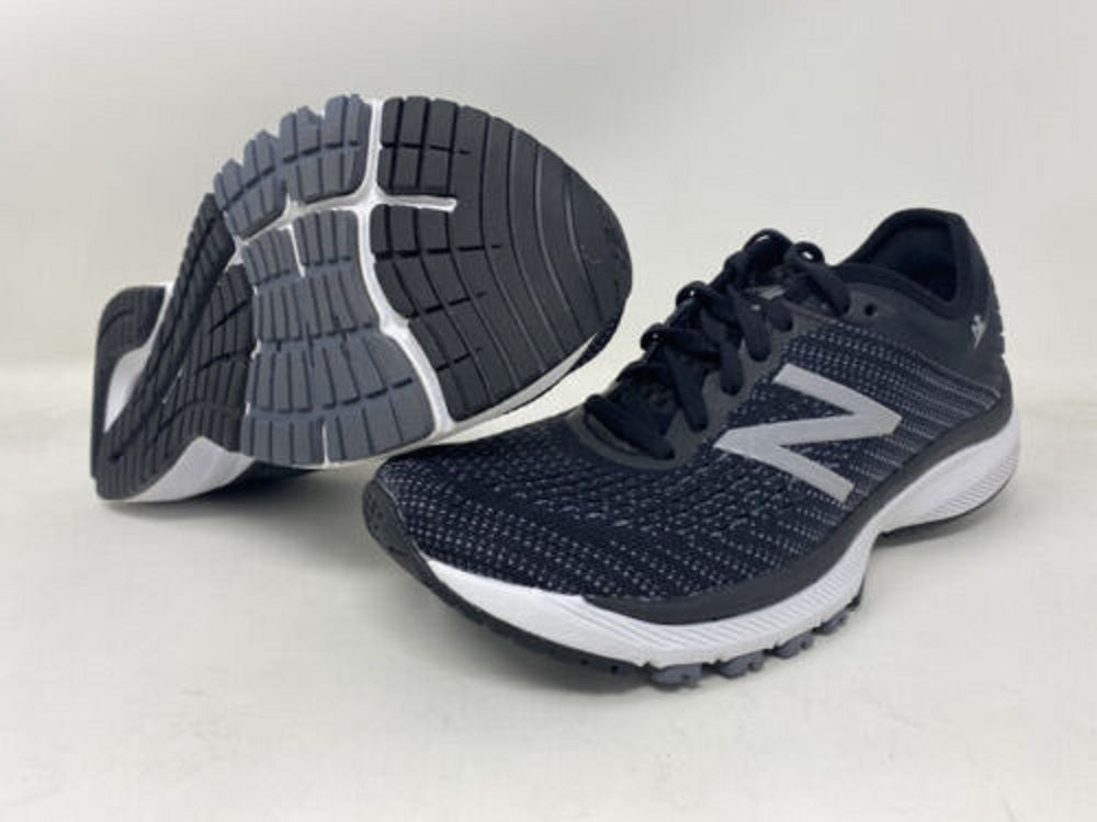 Tênis de corrida New Balance 860 V10 feminino, preto