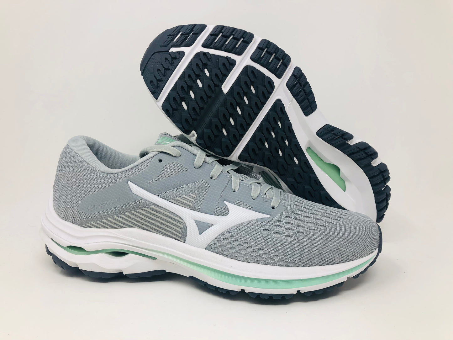 Tênis de corrida Mizuno Wave Inspire 17 feminino, branco