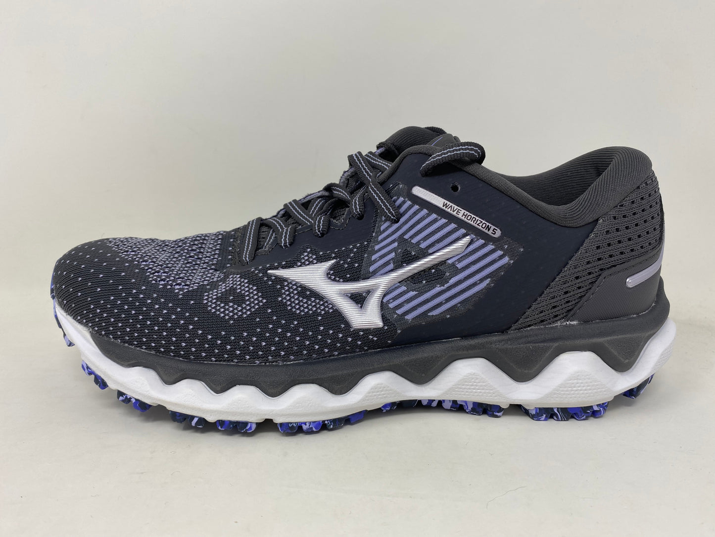 Tênis de corrida Mizuno Wave Horizon 5 feminino, preto, tamanho 7 B(M) EUA