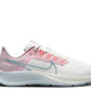 Tênis de corrida Nike Air Zoom Pegasus 38 feminino, branco/azul-marinho