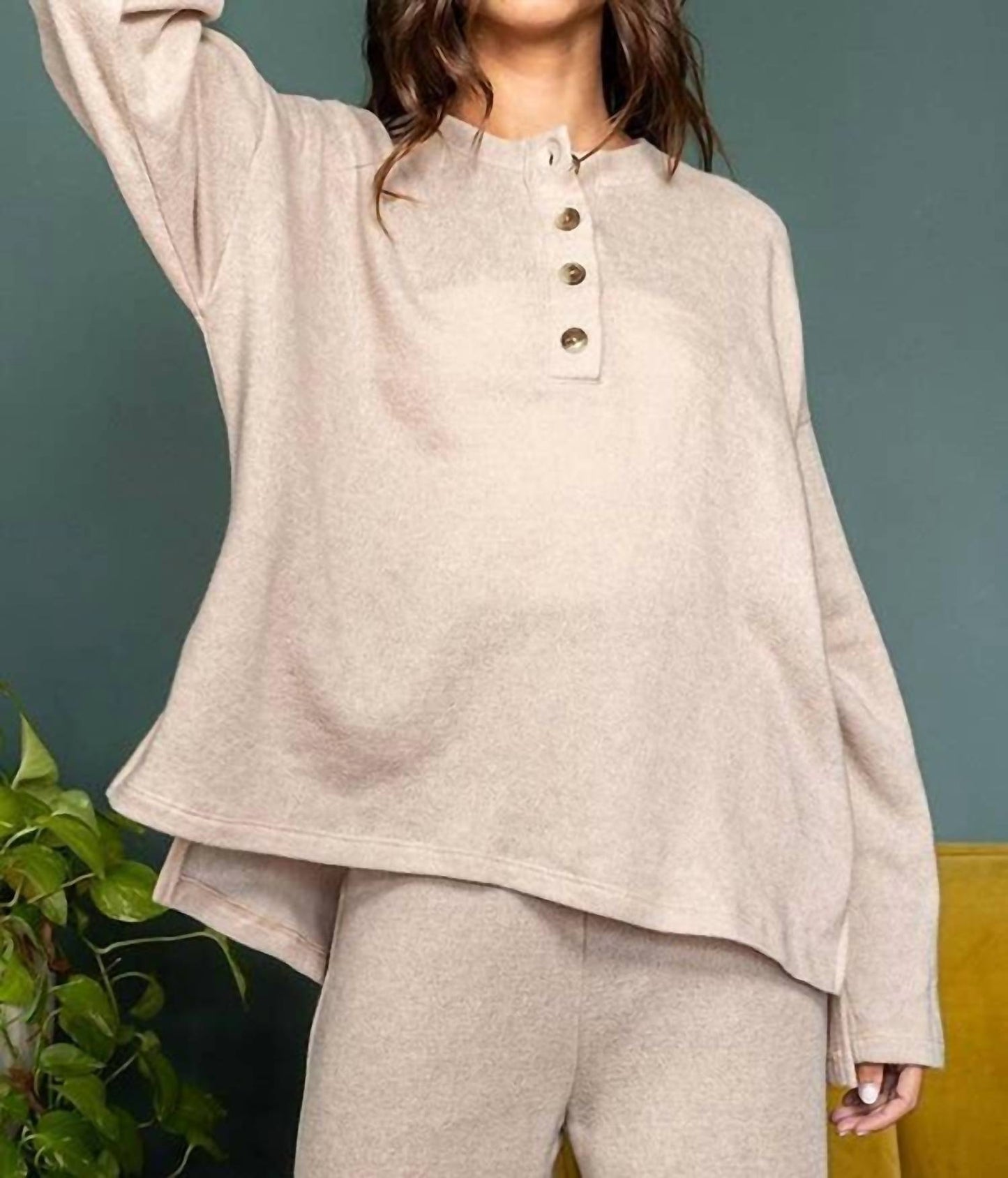 Bucketlist - Solid Blushed Knit Oversize Henley Top