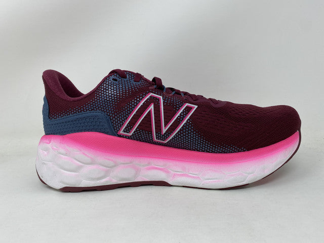 Tênis de corrida New Balance More v3 feminino, granada/rosa brilhante