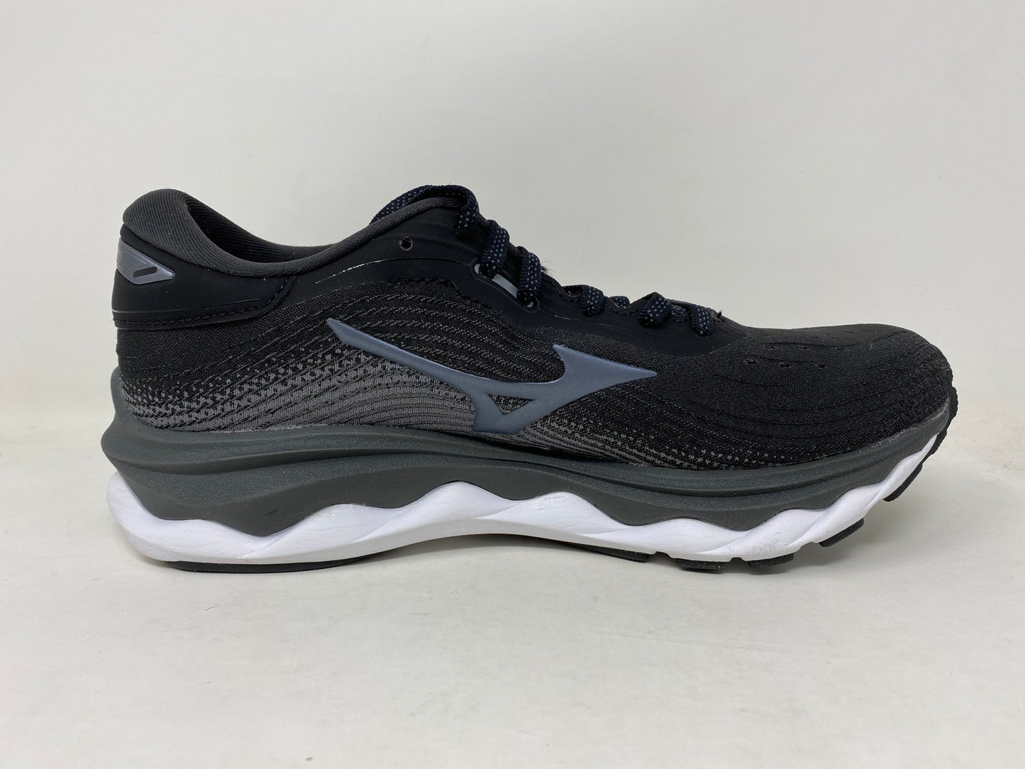 Tênis de corrida Mizuno Wave Sky 5 feminino, preto