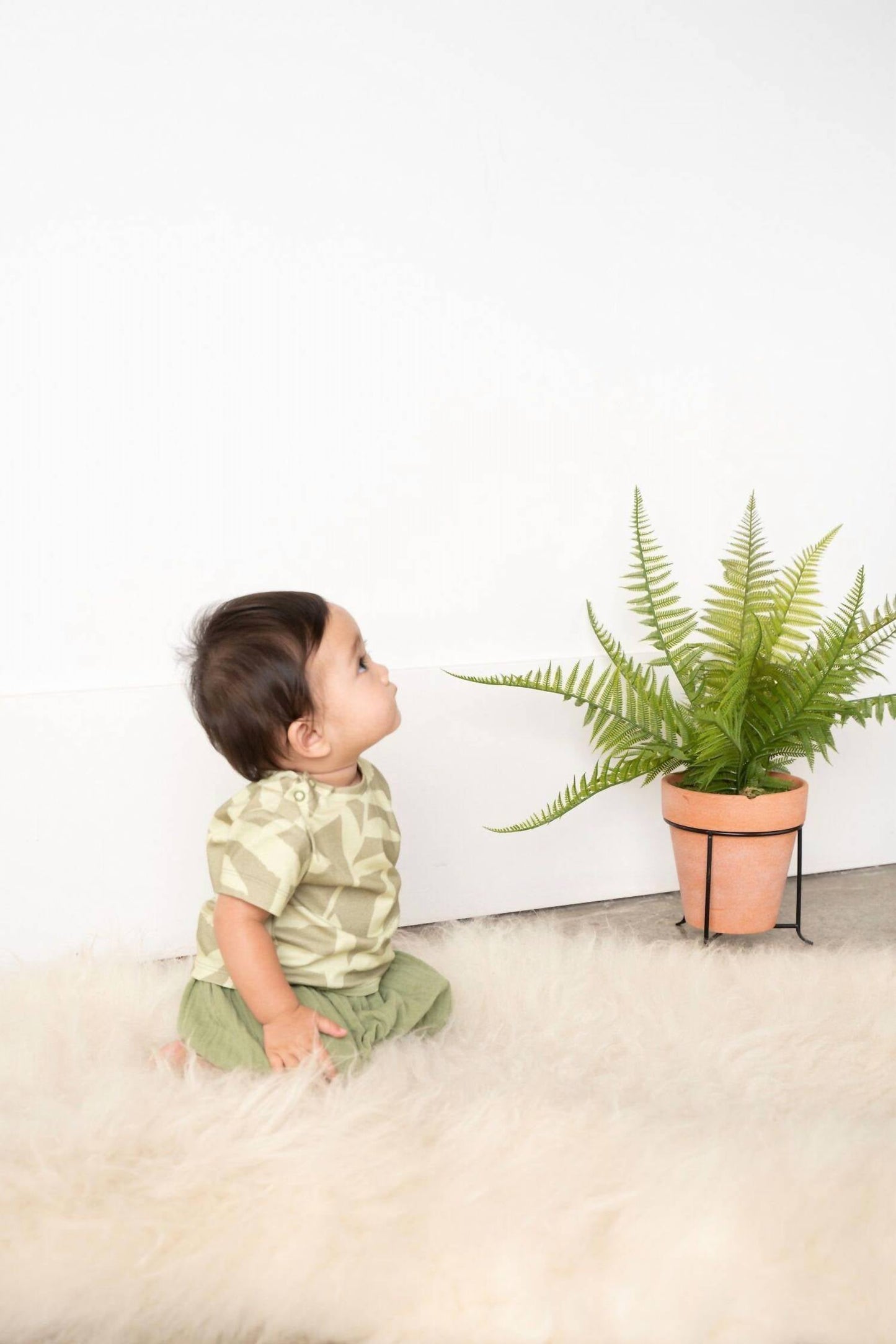 Omamimini - Short Sleeve T-Shirt