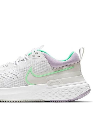 Tênis de corrida Nike React Miler 2 feminino, verde
