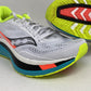 Tênis de corrida Saucony Endorphin Pro feminino, branco, cinza mutante, tamanho 7 B (M) EUA
