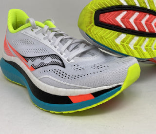 Tênis de corrida Saucony Endorphin Pro feminino, branco, cinza mutante, tamanho 7 B (M) EUA