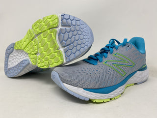 Tênis de corrida New Balance 880 V11 feminino cinza