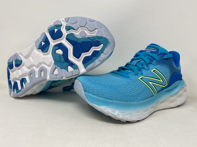 Tênis de corrida New Balance More V3 feminino, Virtual Sky/Lime Glo, tamanho 6 B, médio, EUA
