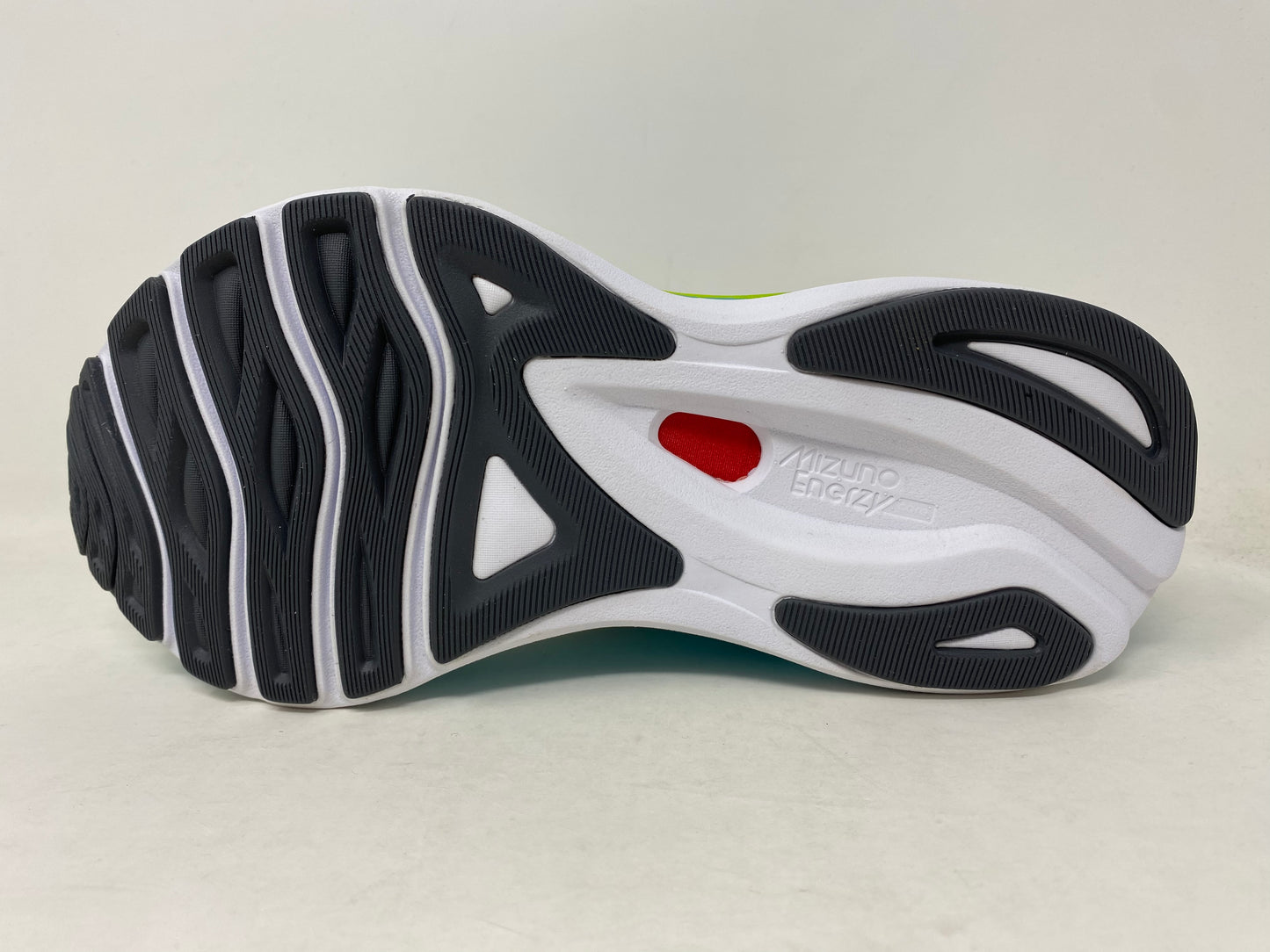 Tênis de corrida Mizuno Wave Sky 5 feminino, branco, tamanho 6,5 B (M) EUA