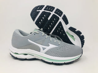 Tênis de corrida Mizuno Wave Inspire 17 feminino Harbor Mist tamanho 6 B médio EUA