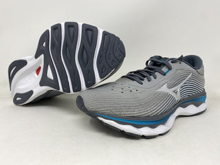 Tênis de corrida Mizuno Wave Sky 5 feminino, tamanho 7 B (M) EUA