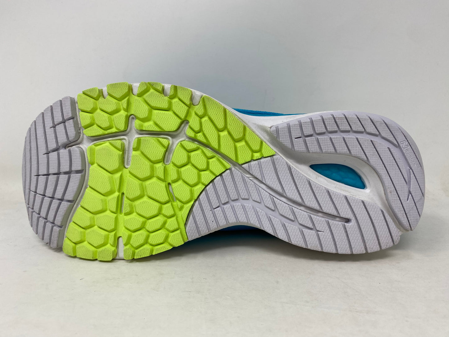 Tênis de corrida feminino New Balance 860 v11 Virtual Sky/Lime Glo, tamanho 6 B, médio, EUA