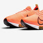 Tênis de corrida Nike Air Zoom Tempo Next% masculino, manga/limão