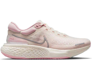 Tênis de corrida Nike ZoomX Invincible Run FK feminino, goiaba/prata, tamanho 9,5 B, médio, EUA