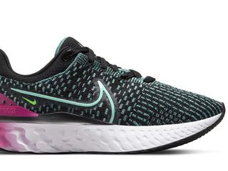 Tênis de corrida Nike React Infinity Run FK 3 feminino, preto, tamanho 11 B, médio, EUA