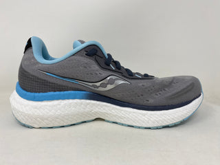 Tênis de corrida feminino Saucony Triumph 19, liga metálica/pó