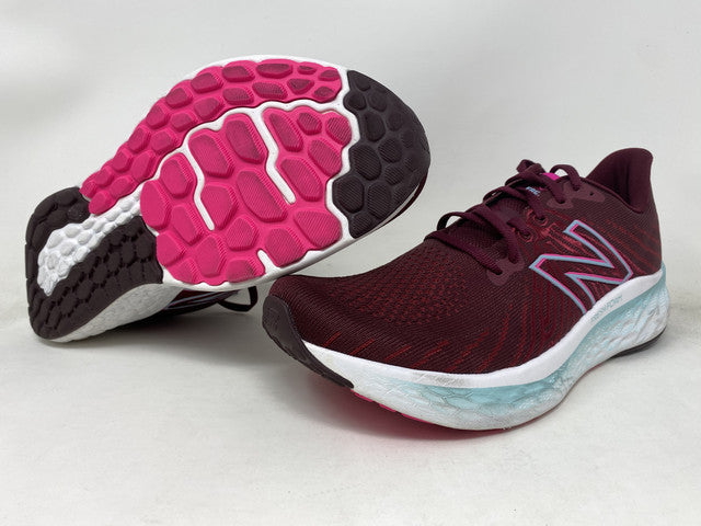 Tênis de corrida New Balance Vongo v5 feminino, rosa, tamanho 10,5 B, médio, EUA