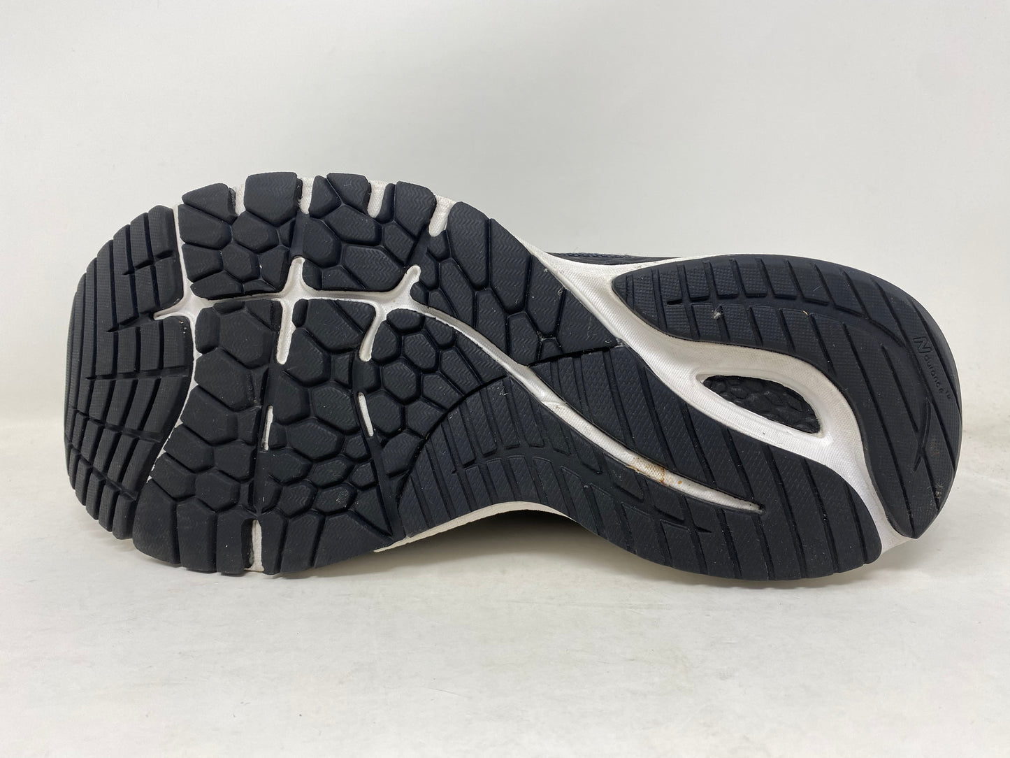 Tênis de corrida New Balance X 860 V12 feminino, preto/branco, tamanho 9,5 D, largura EUA