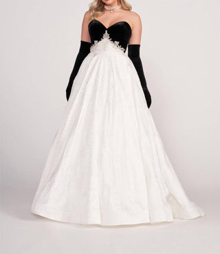 Ellie Wilde - Vestido de noite em linha A