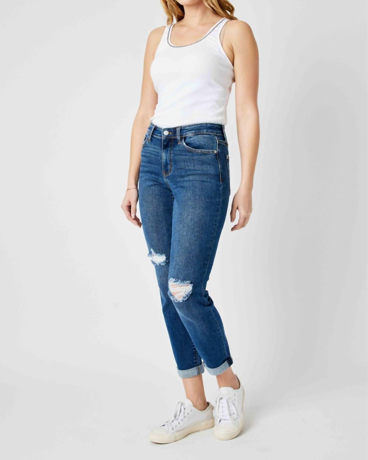 judy-blue-destroyed-slim-jeans