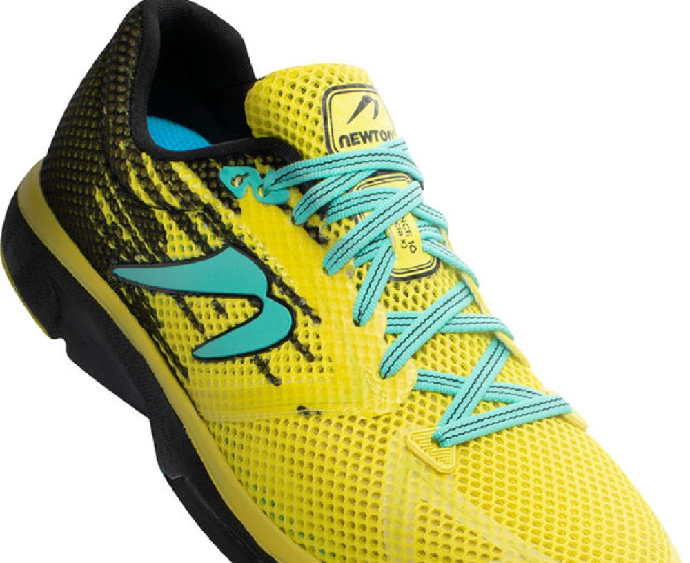 Tênis de corrida feminino NEWTON Distance 10 amarelo/preto tamanho 7 B médio EUA