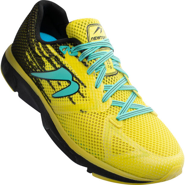 Tênis de corrida feminino NEWTON Distance 10 amarelo/preto tamanho 7 B médio EUA