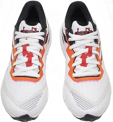 Tênis Diadora Mythos Blushield Volo 2 Run Feminino Branco/Preto Tamanho 7,5 B Médio