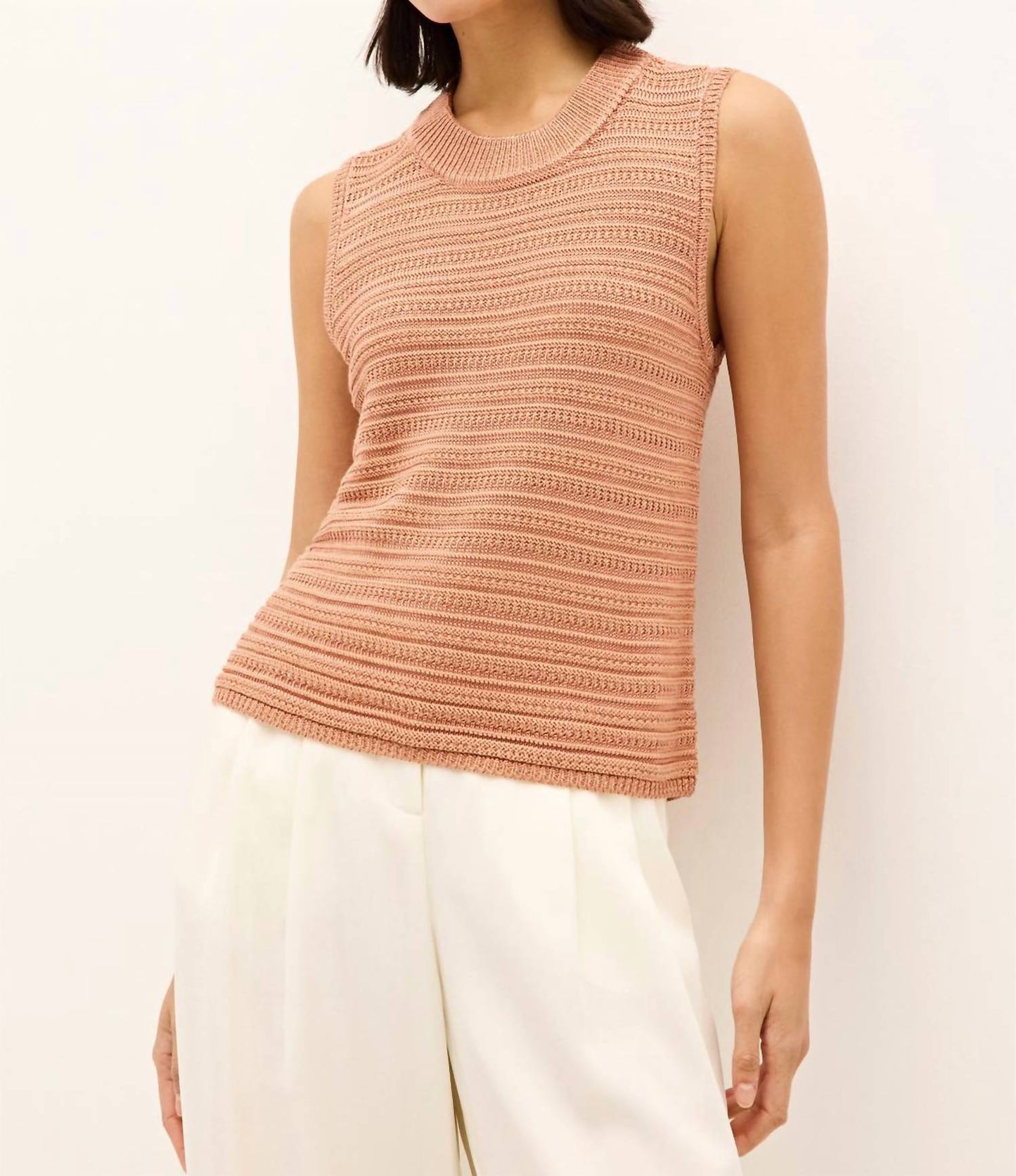 Marie Oliver - Nev Crew Neck Top