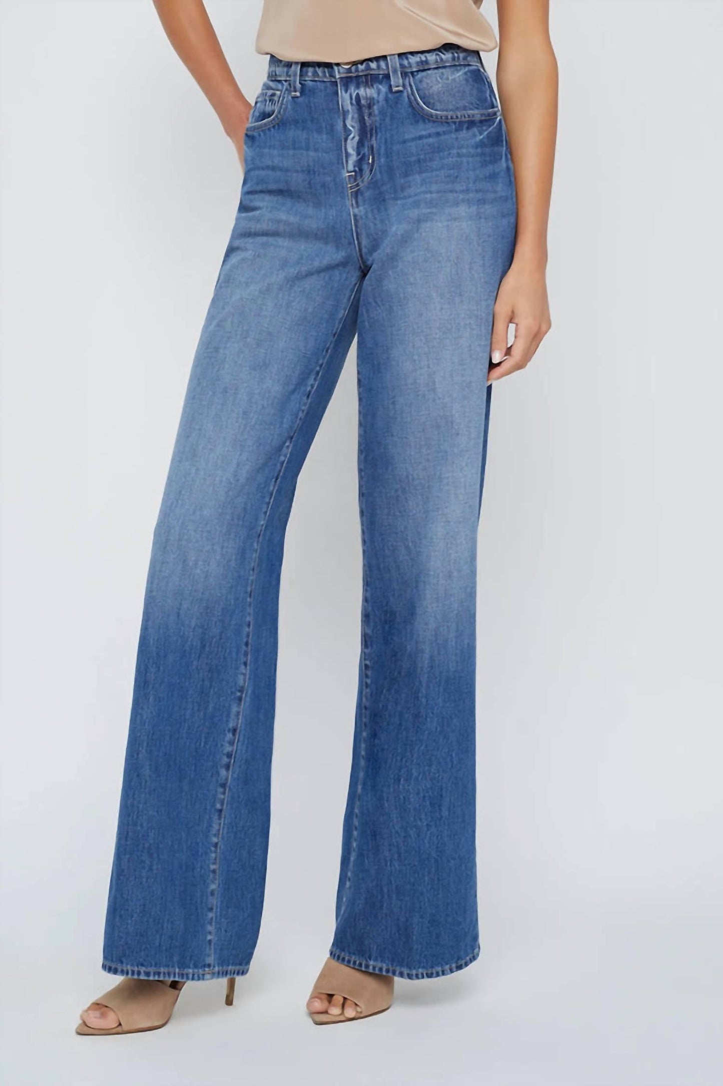 L'Agence - Alicent High Rise Sneaker Wideleg Jeans