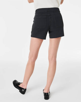 Spanx - Shorts de sarja elástica 4"