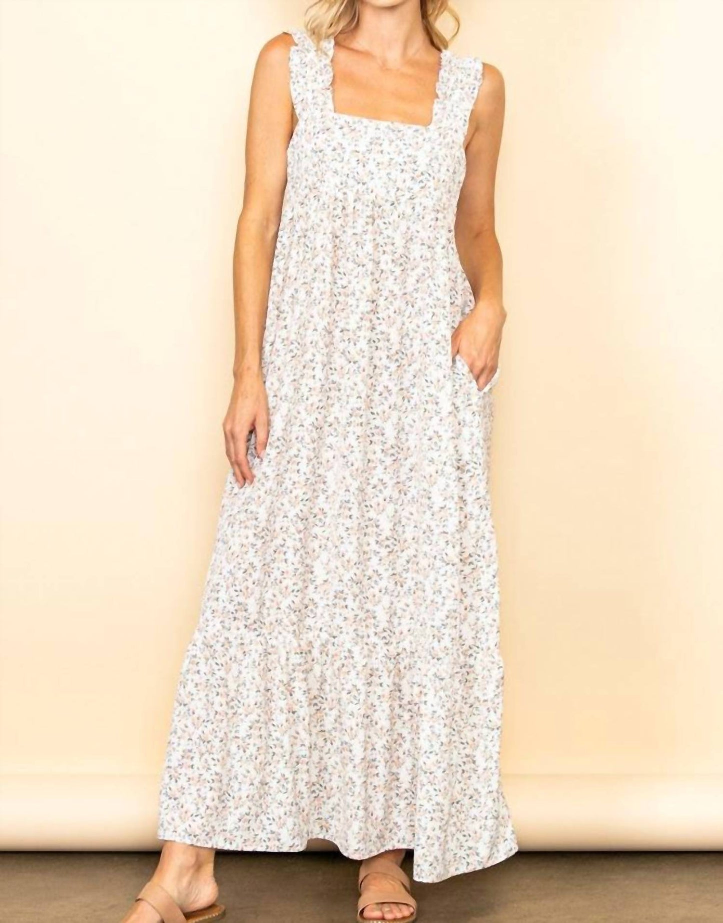 Elloh - Tie Back Maxi Dress