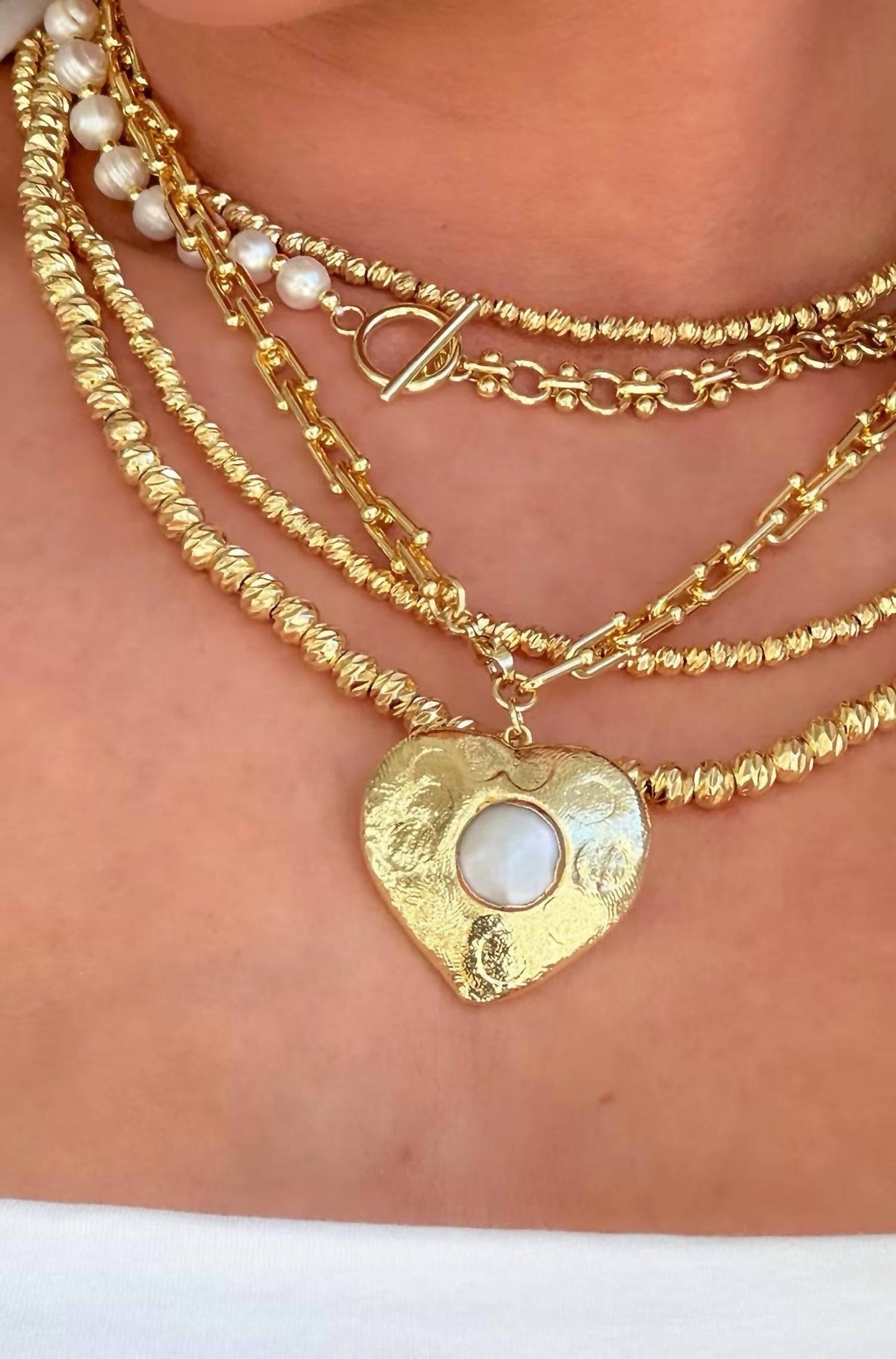 Easton Elle - Women's Horseshoe Heart Necklace