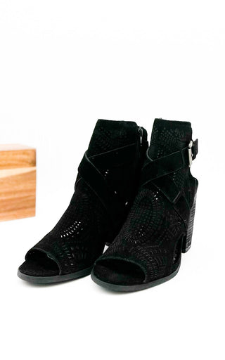 Naughty Monkey - Women's Zuzanna Heeled Sandal