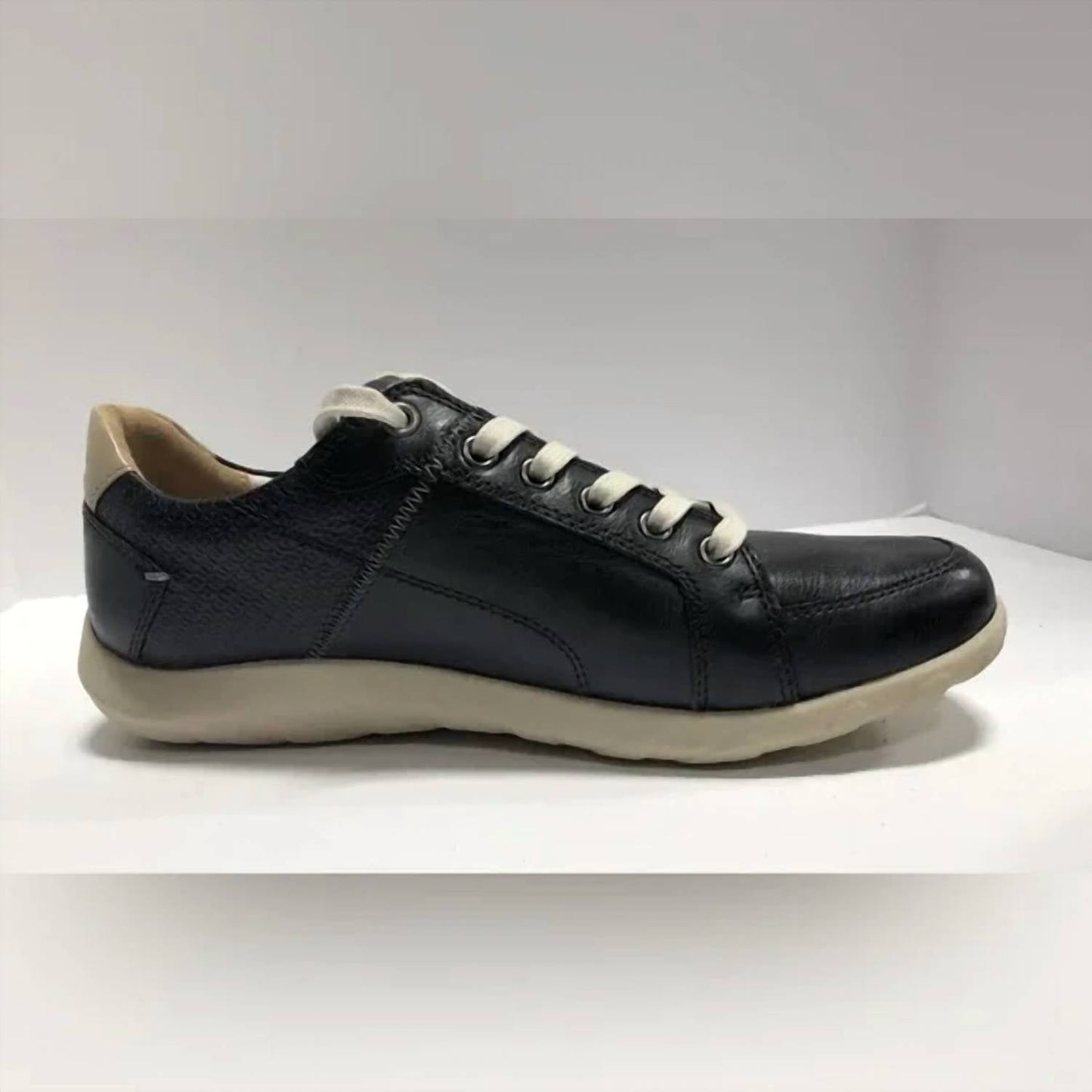 Rockport - Women's Amalie Lace Sneakers