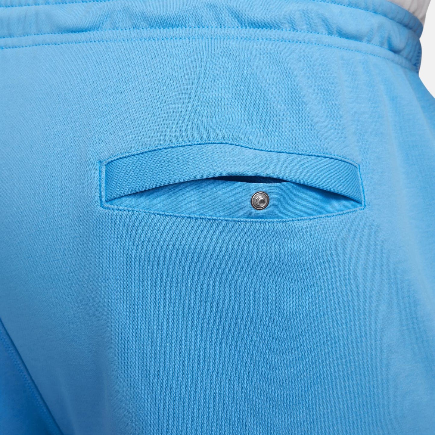 Nike - Men's Club French Terry Flow Shorts